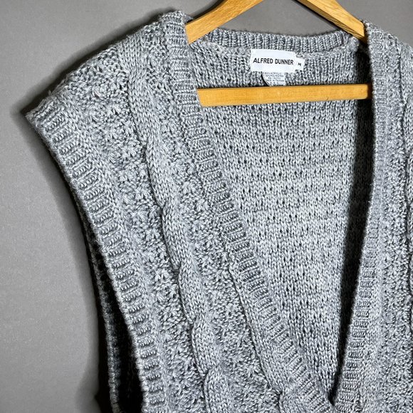 Alfred‎ Dunner Crochet Button Down Gray Vest Size Medium - Picture 3 of 8